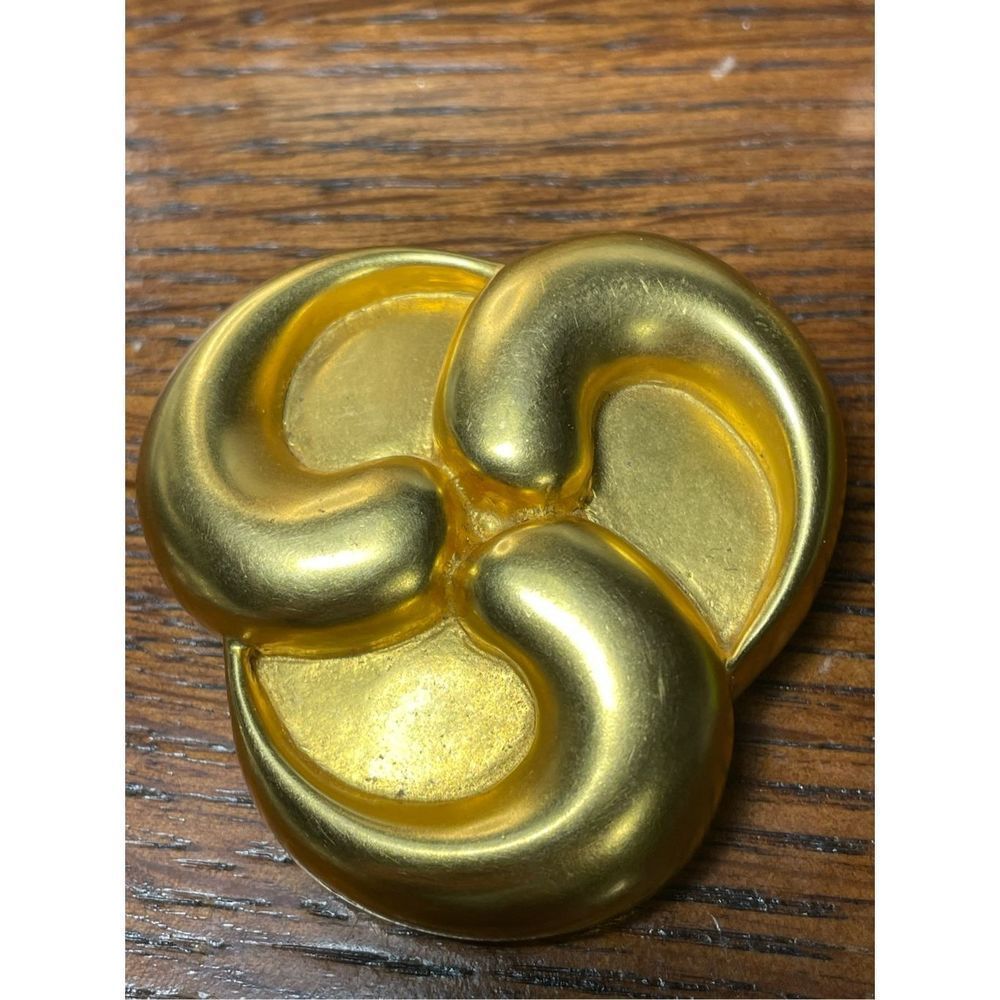 Robert Lee Morris Rich Gold Tone Brooch / Pin